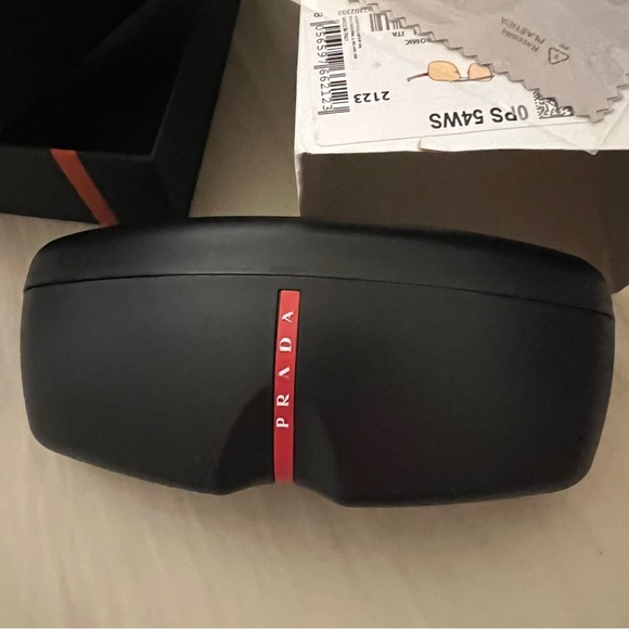 Prada Linea Rossa PS 54WS - Picture 4 of 13